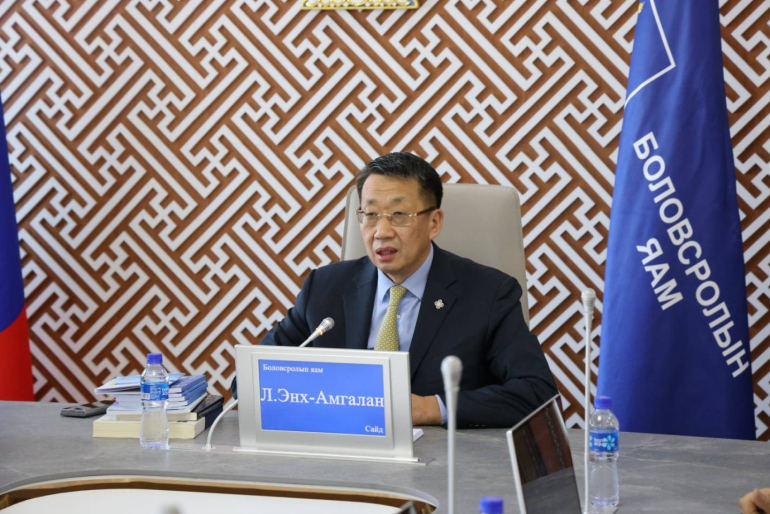Л.Энх-Амгалан: Цалинтай холбоотой хоёр тушаал бэлдсэн, хянасан, зөвшөөрсөн бүх хүнд хариуцлага тооцно