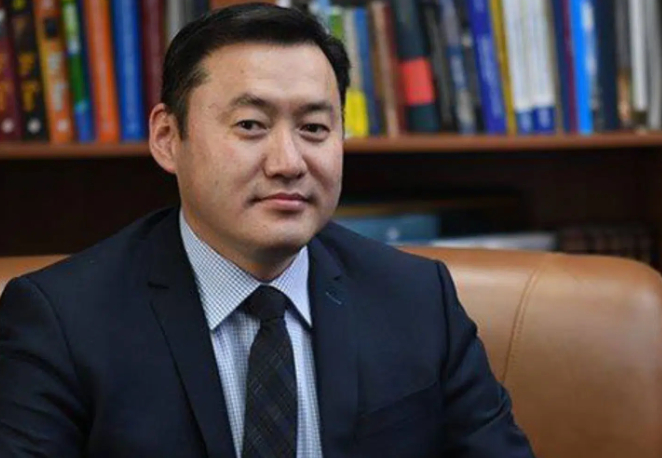 Д.Пүрэвдаваа: Энэ хууль батлагдвал нэлээд олон гишүүн Ерөнхийлөгч болон намаас хараат болно